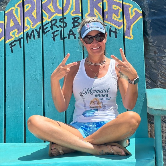 Meet your Posher, Pamela - Picture 1 of 1